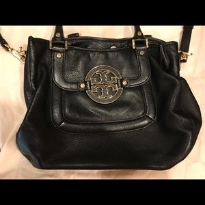 Authentic Tory Burch With removable shoulder strap